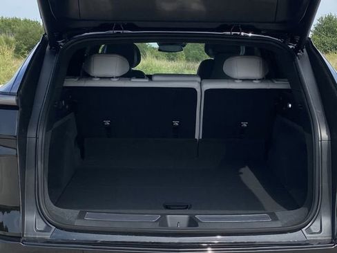 New 2026 Cadillac Lyriq Sport image 9