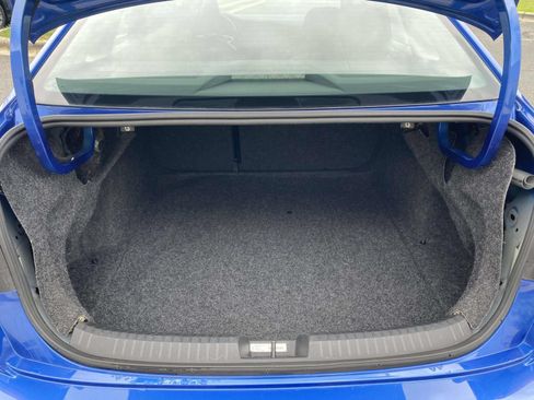 Used 2024 Volkswagen Jetta SE FWD image 10