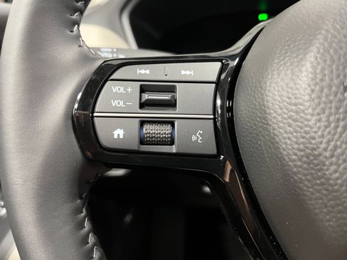 New 2026 Honda HR-V EX-L image 17