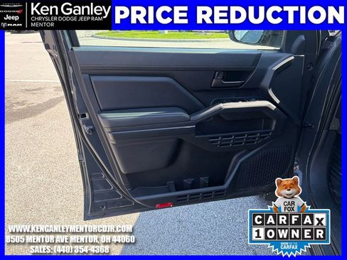Used 2024 Toyota Tacoma SR AWD/4WD image 10