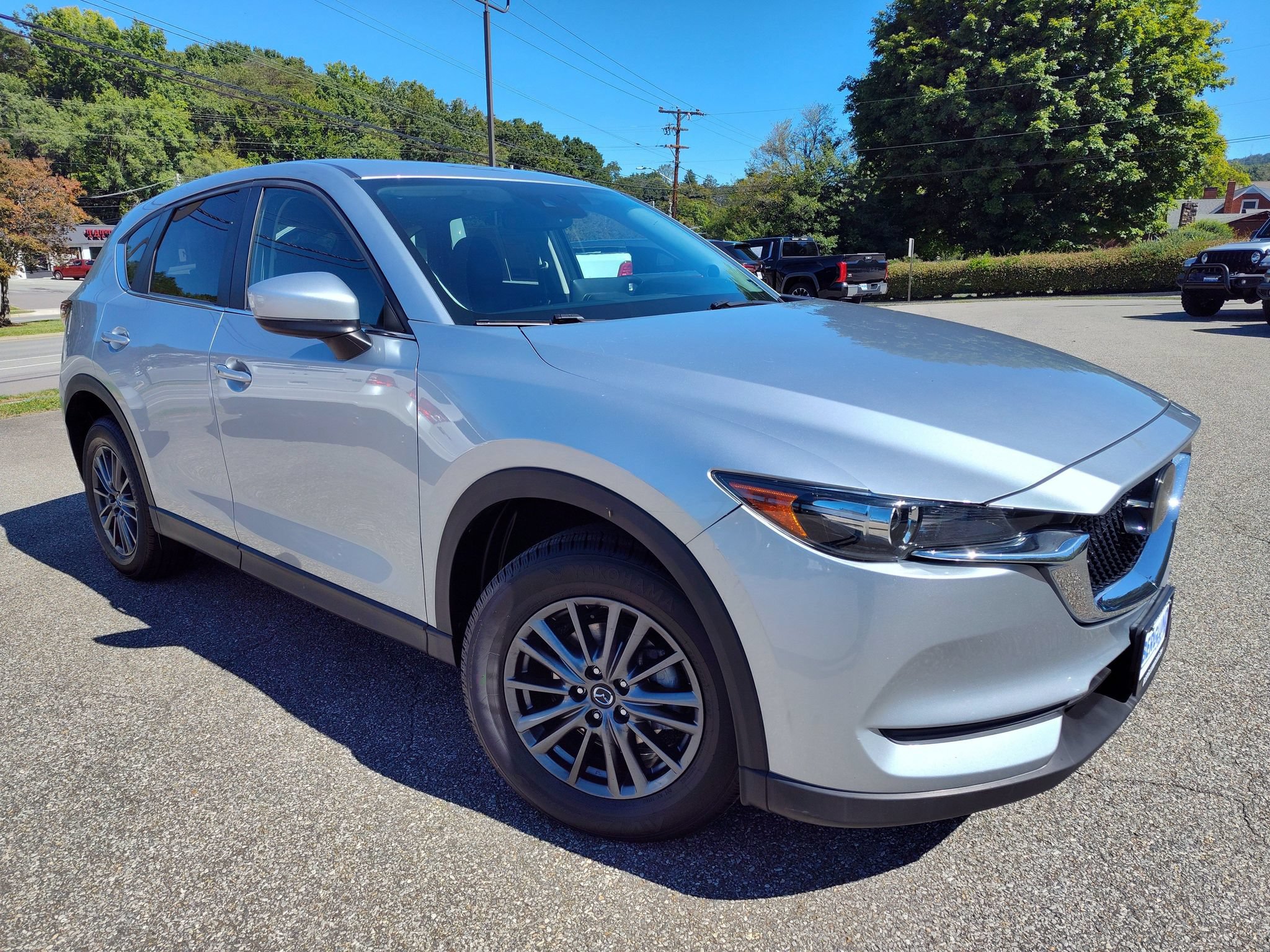 Used 2021 MAZDA CX-5 Touring w/ Touring Preferred SV Package AWD/4WD image 2