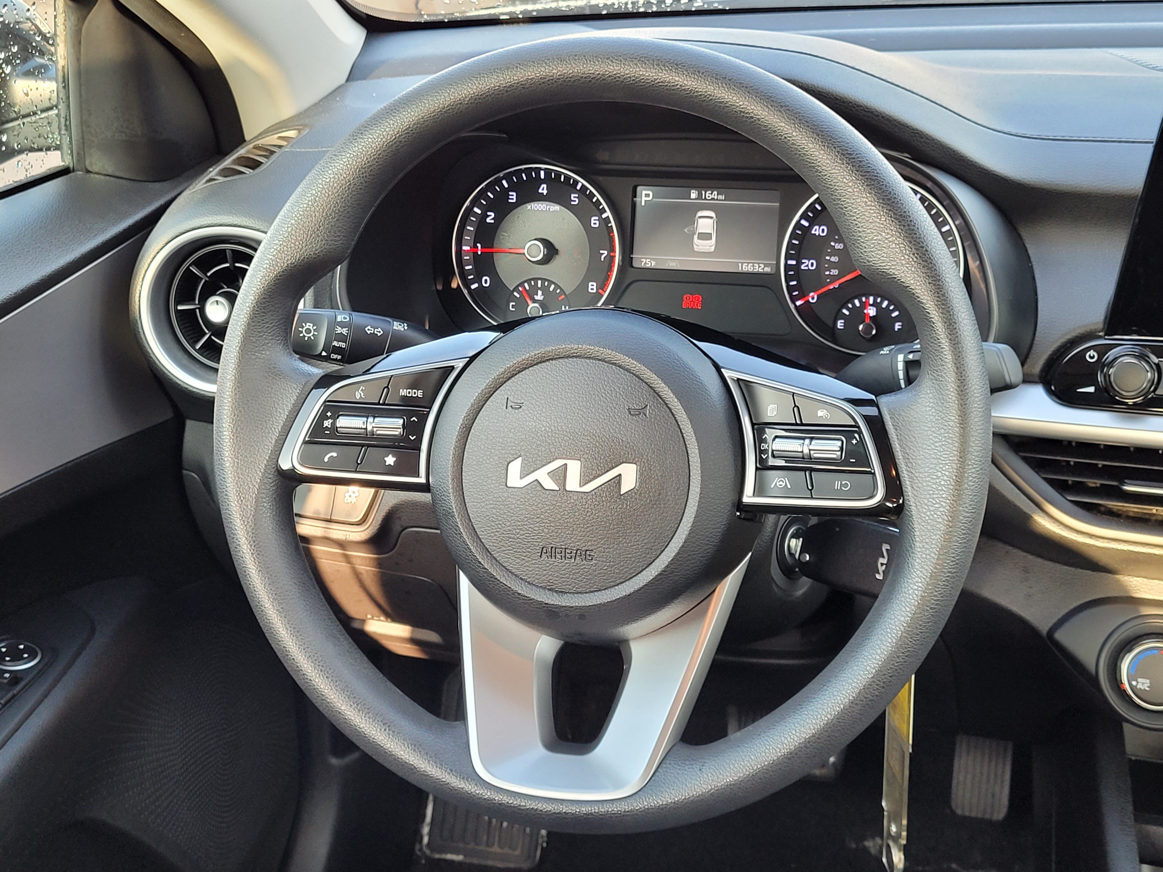 Used 2023 Kia Forte LXS FWD image 12