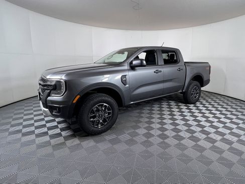 New 2025 Ford Ranger XLT w/ FX4 Off-Road Package image 2