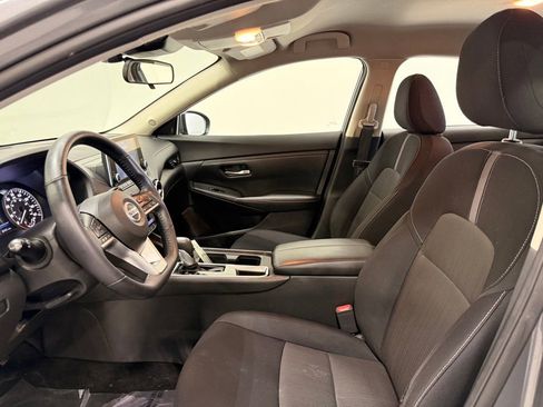 Used 2021 Nissan Sentra SV FWD image 12