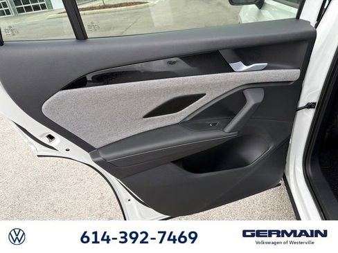 New 2026 Volkswagen Tiguan S image 18