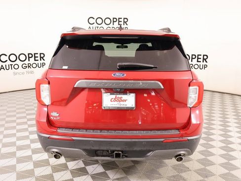 Used 2022 Ford Explorer XLT w/ Equipment Group 202A image 23