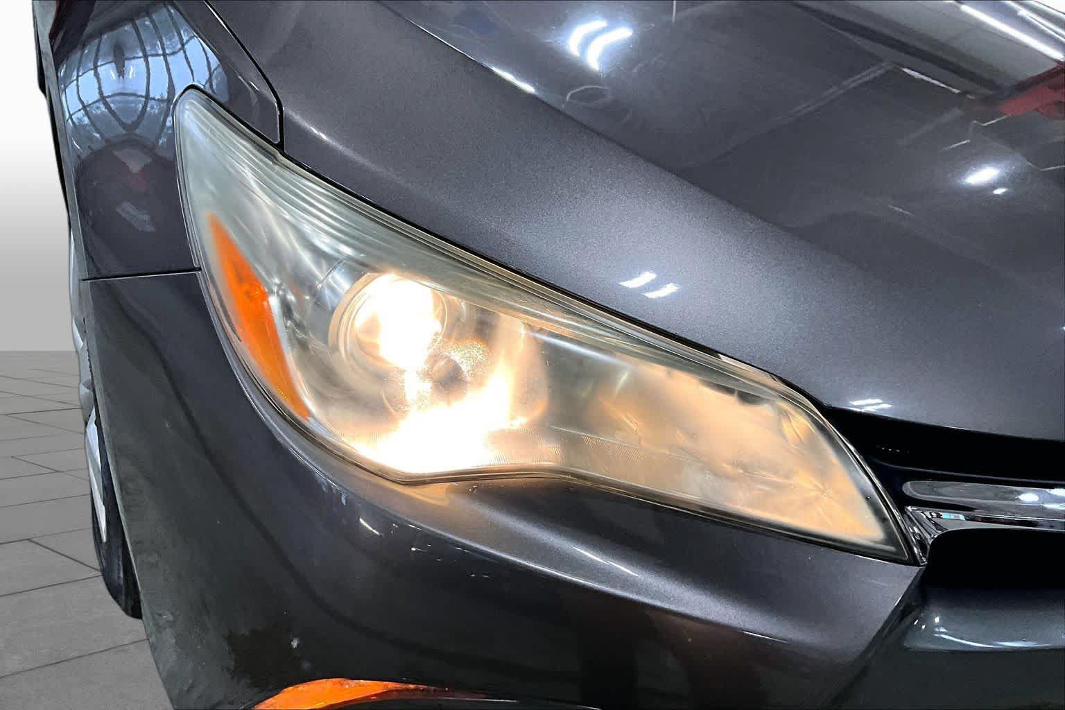 Used 2015 Toyota Camry LE FWD image 26