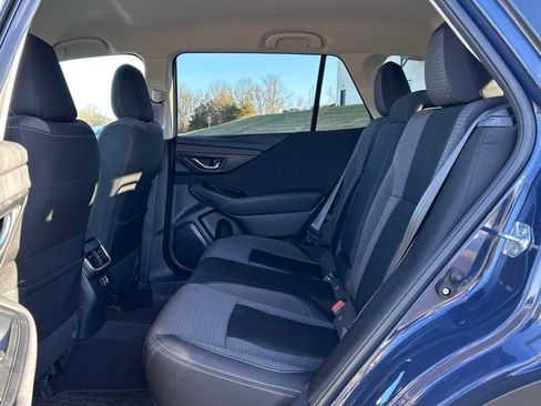 Used 2024 Subaru Outback Premium image 19