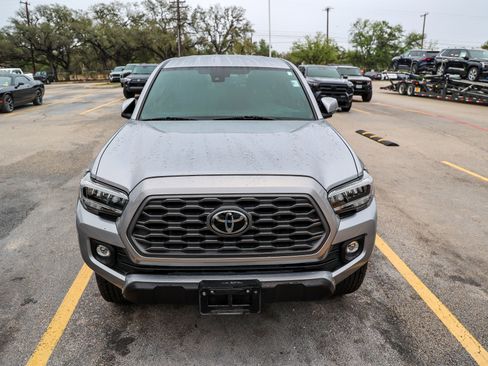 Used 2021 Toyota Tacoma TRD Off-Road w/ Technology Package image 5