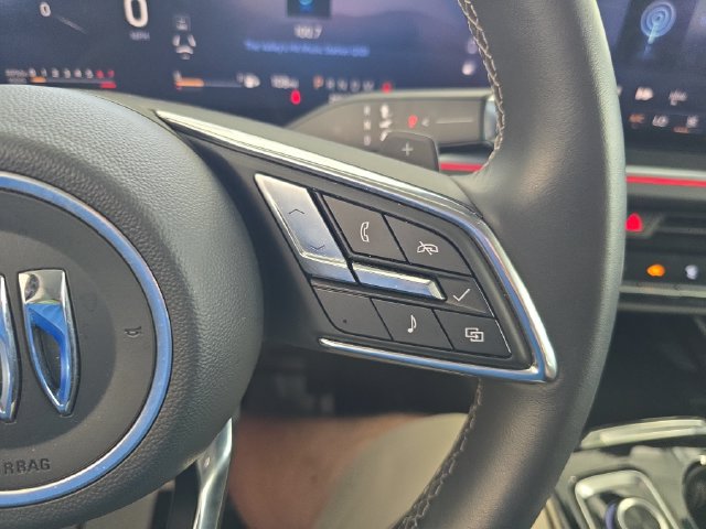 Certified 2025 Buick Envision Preferred AWD/4WD image 18
