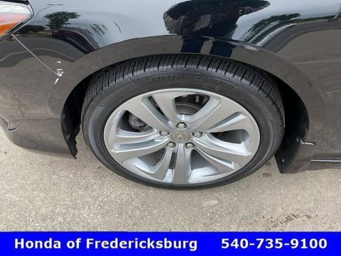 Used 2023 Acura TLX w/ Technology Package FWD image 10