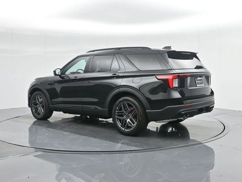 New 2025 Ford Explorer ST image 6