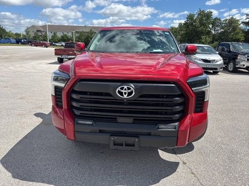 Used 2022 Toyota Tundra SR5 w/ Advanced Technology Package image 3