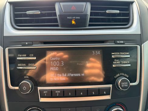 Used 2017 Nissan Altima 2.5 S w/ Power Driver Seat Package image 40