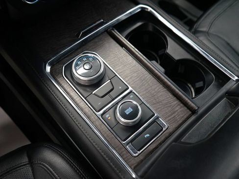 Used 2020 Ford Expedition Limited AWD/4WD image 40