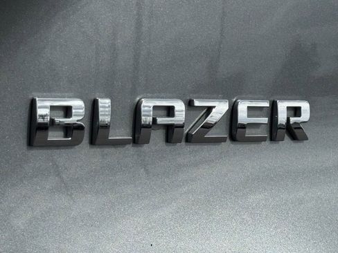 Used 2024 Chevrolet Blazer LT w/ Convenience Package image 10