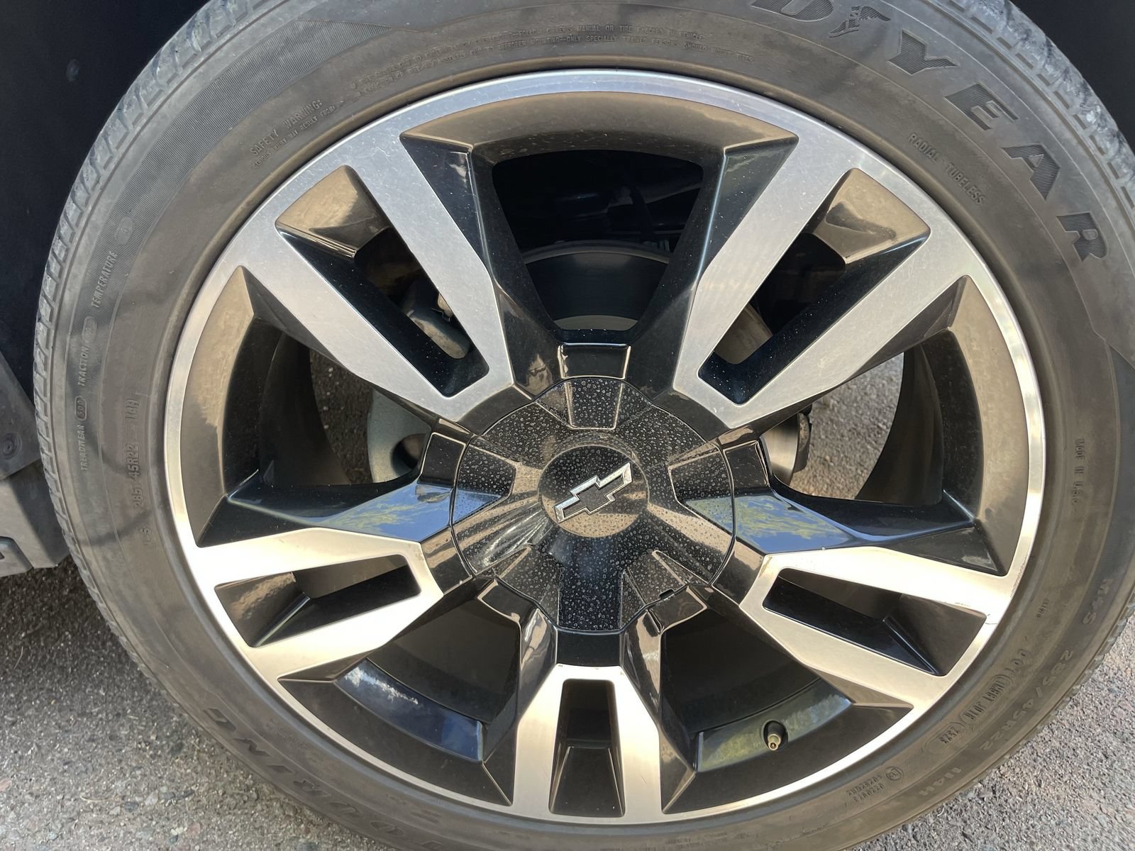 Used 2018 Chevrolet Tahoe Premier AWD/4WD image 6