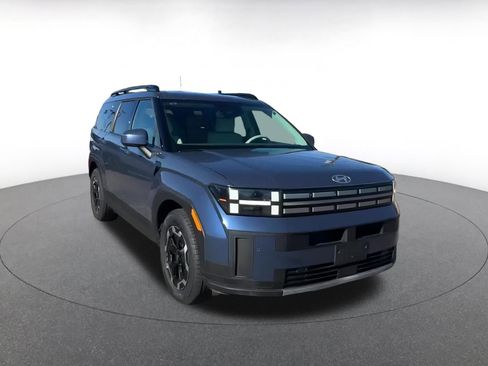 Used 2025 Hyundai Santa Fe SEL image 3