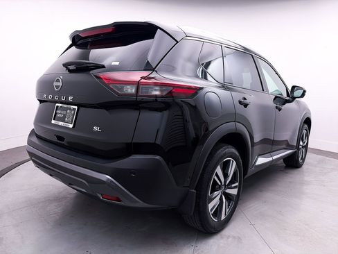 Used 2023 Nissan Rogue SL w/ SL Premium Package FWD image 17
