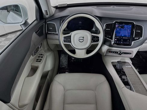 Used 2023 Volvo XC90 B5 Plus AWD/4WD image 21