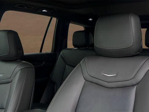 New 2025 Cadillac XT6 Sport w/ Technology Package image 11