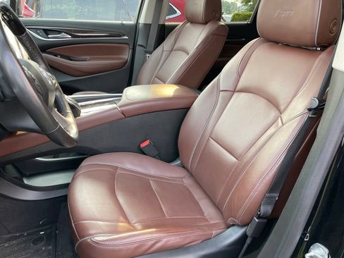 Used 2020 Buick Enclave Avenir w/ Avenir Technology Package AWD/4WD image 6