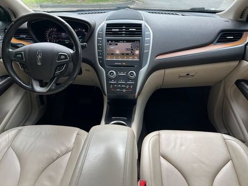 Used 2017 Lincoln MKC Select w/ Select Plus Package FWD image 24