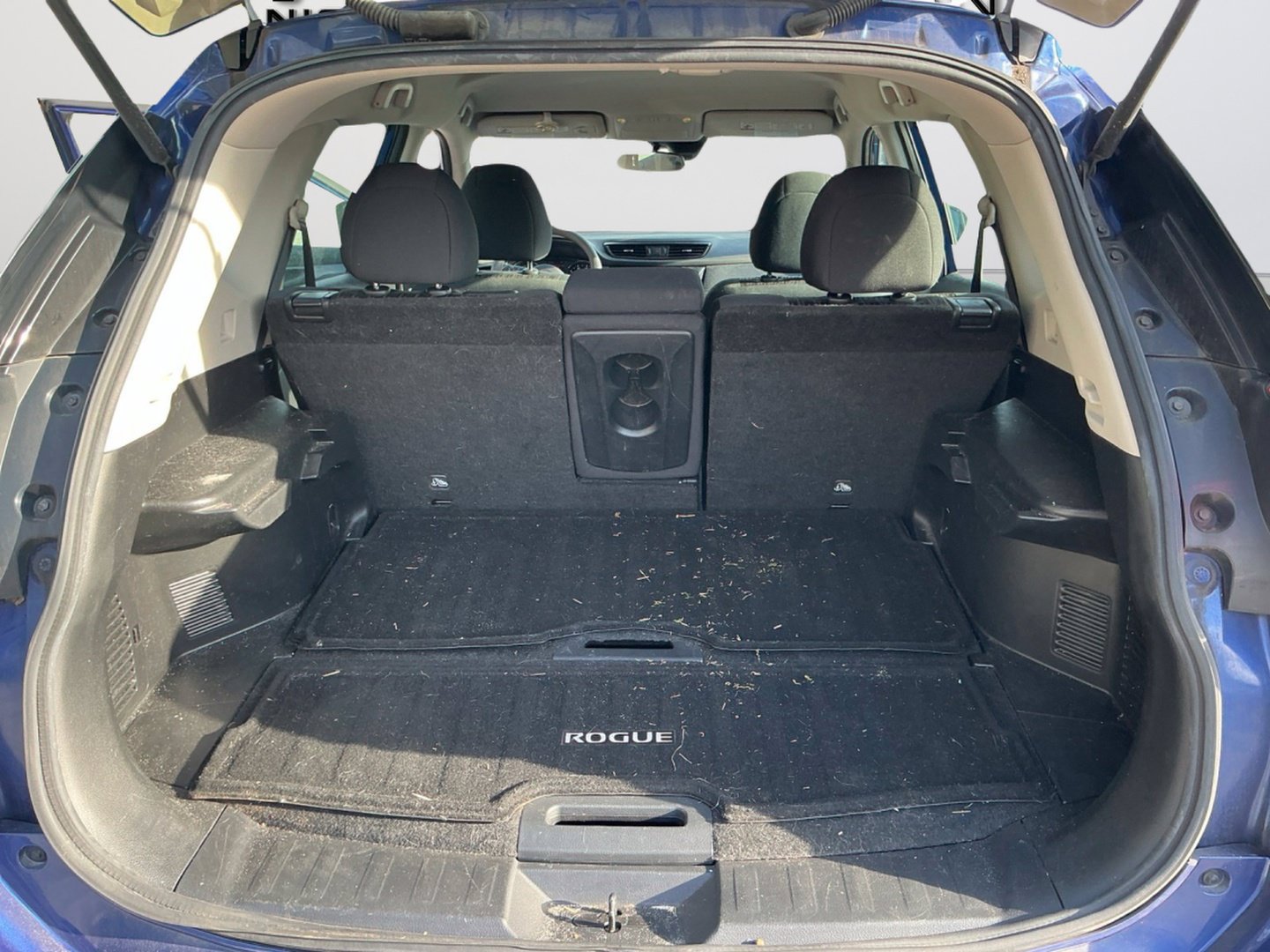 Used 2019 Nissan Rogue S FWD image 12
