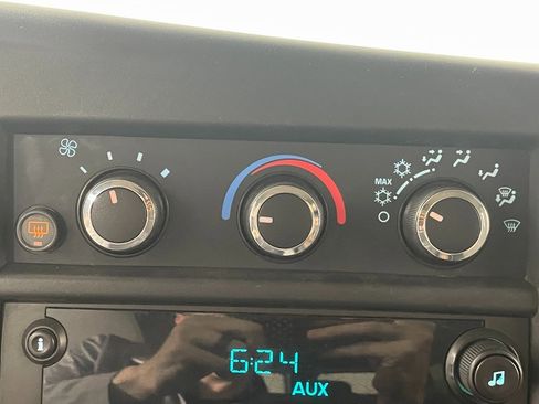 Used 2013 GMC Savana 2500 LT w/ LT Preferred Equipment Group image 21