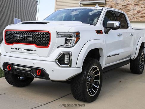 Used 2021 GMC Sierra 1500 SLT w/ SLT Premium Plus Package AWD/4WD image 14