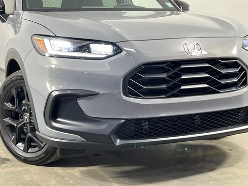 Used 2024 Honda HR-V Sport image 39