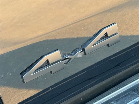 Used 2025 Toyota Tacoma TRD Off-Road image 13