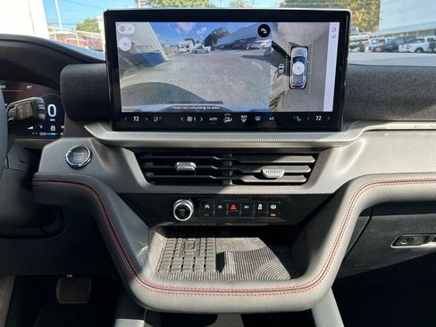 Certified 2025 Ford Explorer ST-Line w/ Premium Package image 18