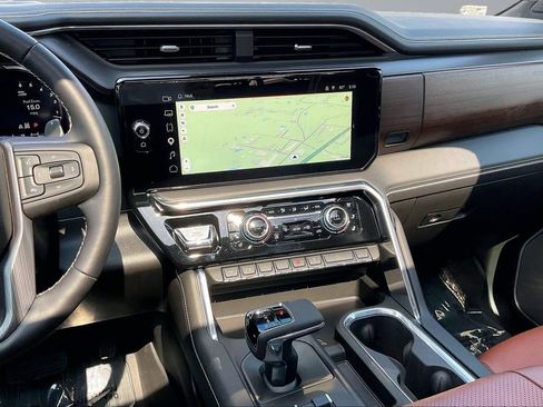 Used 2026 GMC Sierra 1500 Denali Ultimate AWD/4WD image 6