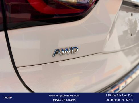 Used 2020 INFINITI QX60 Luxe w/ Essential Package image 8