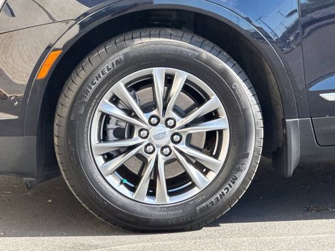 Used 2022 Cadillac XT5 Premium Luxury w/ Technology Package AWD/4WD image 34