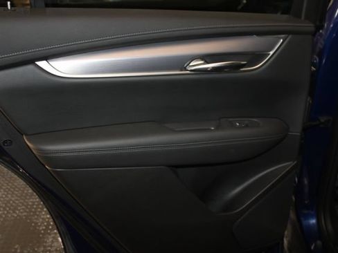Certified 2023 Cadillac XT6 Luxury AWD/4WD image 14