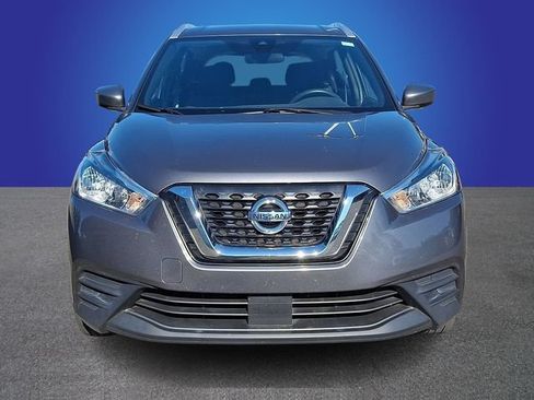 Used 2020 Nissan Kicks SV FWD image 2