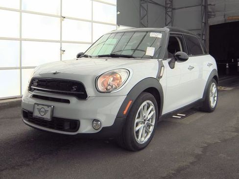 Used 2016 MINI Cooper Countryman S image 1