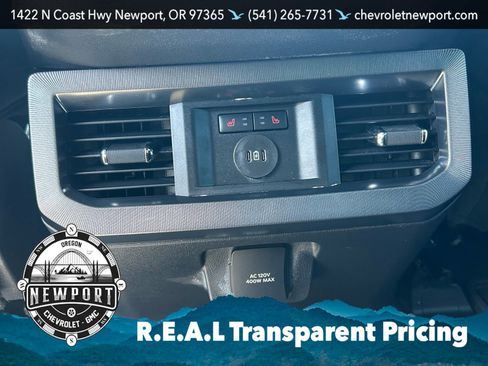 Used 2025 Ford F350 Platinum w/ FX4 Off-Road Package AWD/4WD image 37