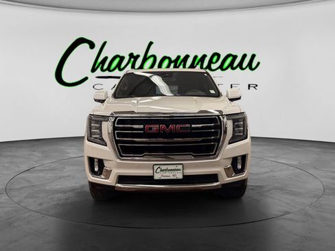 Used 2023 GMC Yukon SLT w/ SLT Luxury Package AWD/4WD image 8
