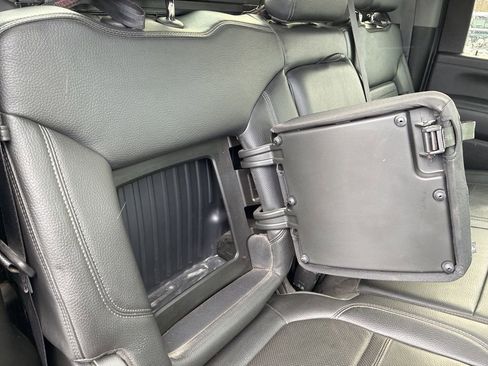 Used 2022 GMC Sierra 2500 Denali w/ Denali Black Diamond Edition image 41