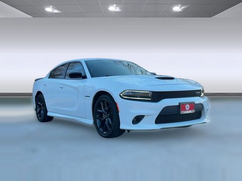Used 2022 Dodge Charger R/T w/ Blacktop Package image 7