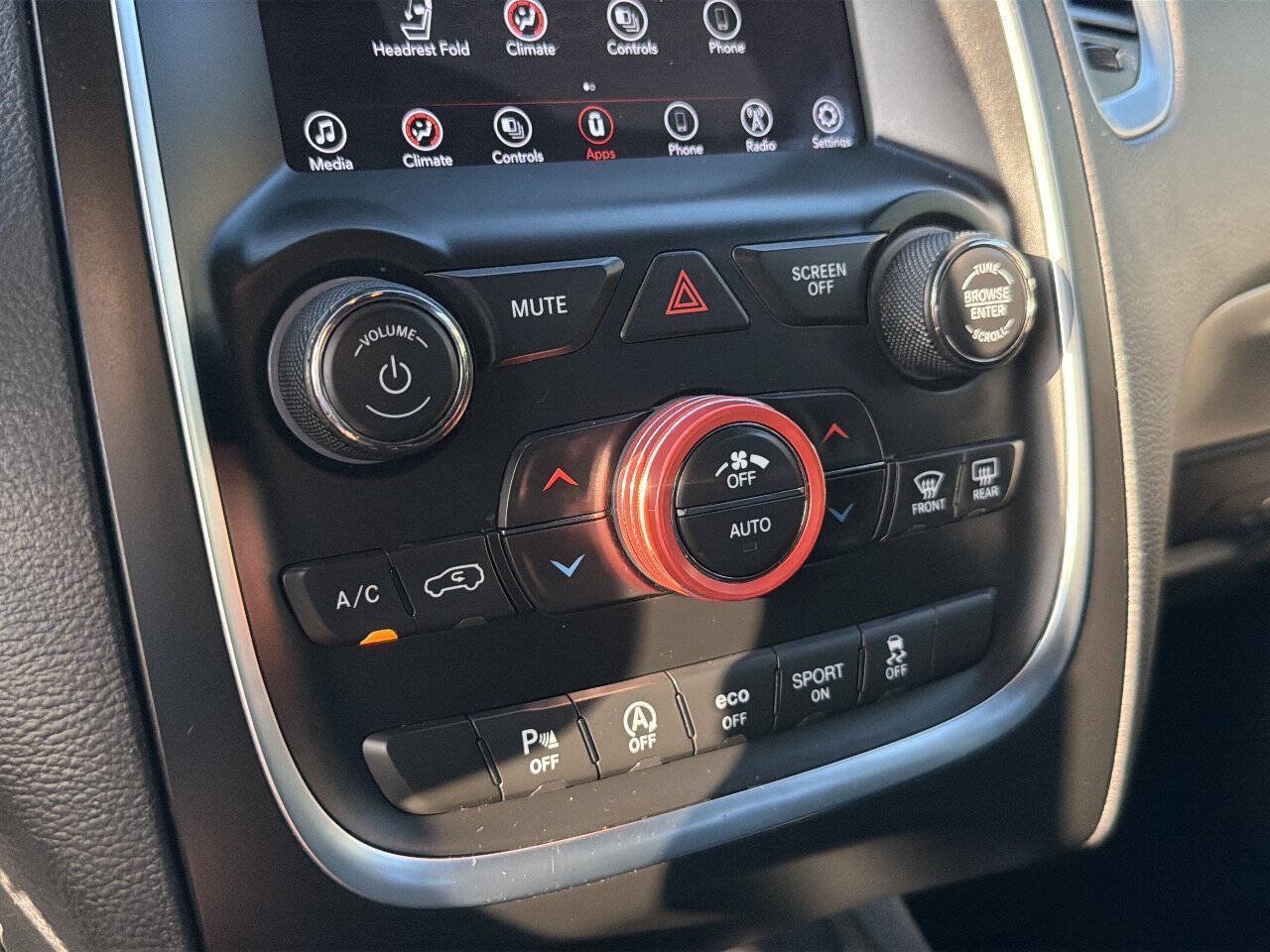 Used 2020 Dodge Durango SXT AWD/4WD image 28