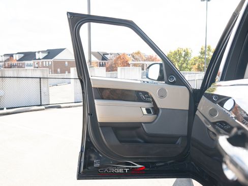 Used 2021 Land Rover Range Rover P525 Westminster Edition image 44