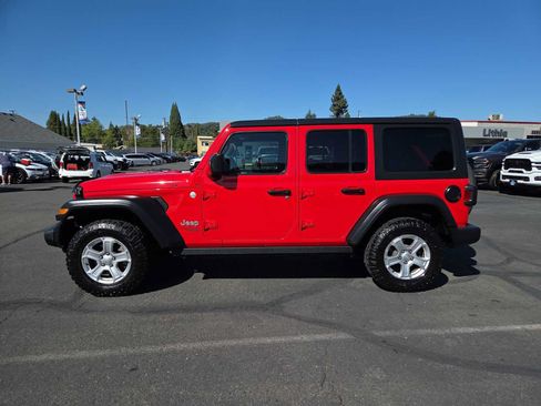 Used 2019 Jeep Wrangler Unlimited Sport S AWD/4WD image 11