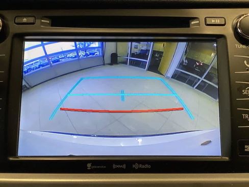 Used 2018 Toyota Highlander XLE image 21