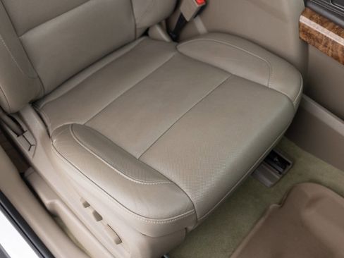 Used 2017 Chevrolet Tahoe Premier image 29