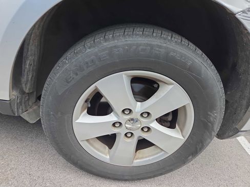 Used 2012 Dodge Journey SXT w/ Flexible Seating Group image 5