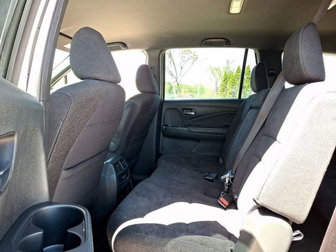Used 2022 Honda Pilot Sport image 10